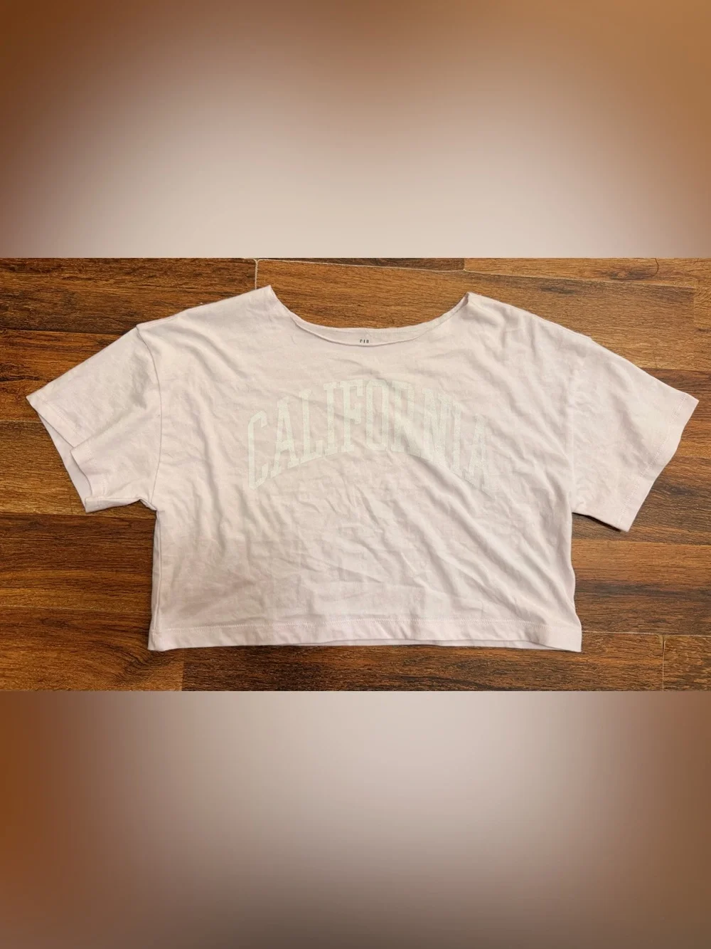 GAP Pale Pink 'California' Cropped Tee
